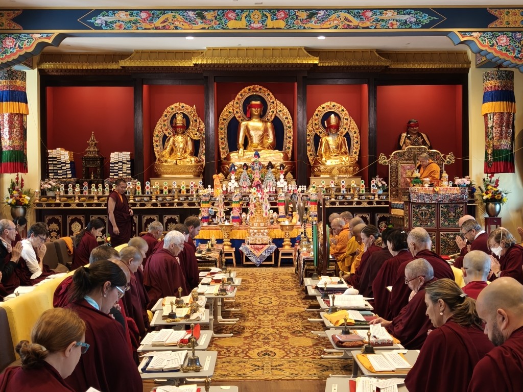 Refleksje nad rokiem wzrostu i rozkwitu – 2025 Rok Drewnianego Węża